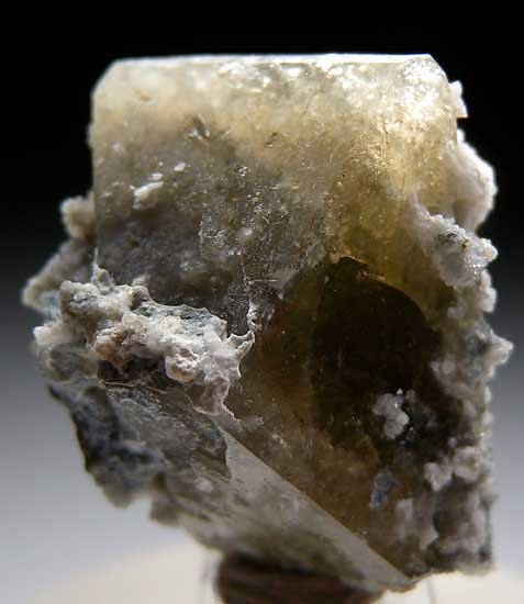 Herderite from Sassi, Haramosh, Gilgit, Pakistan [db_pics/pics/a352a.jpg]