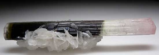 Elbaite with Clevelandite (R) from Stak Nala, Skardu Dist., Pakistan [db_pics/pics/a372a.jpg]