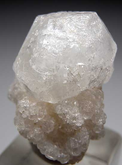 Pollucite from Skardu District, Pakistan [db_pics/pics/a527b.jpg]