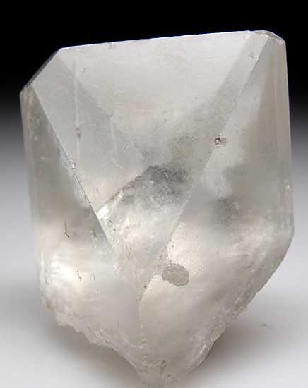 Topaz from Shigar Valley, Pakistan [db_pics/pics/a534a.jpg]