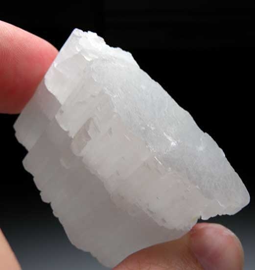 Beryllonite from Shengus Mine, Skardu Dist., Pakistan [db_pics/pics/a639a.jpg]