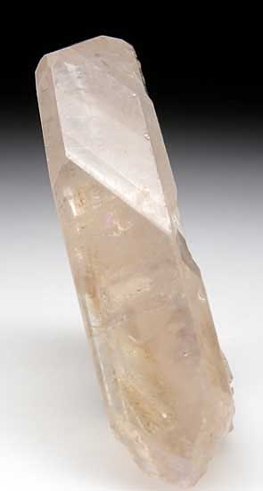 Goshenite from Skardu Dist., Pakistan [db_pics/pics/a649b.jpg]