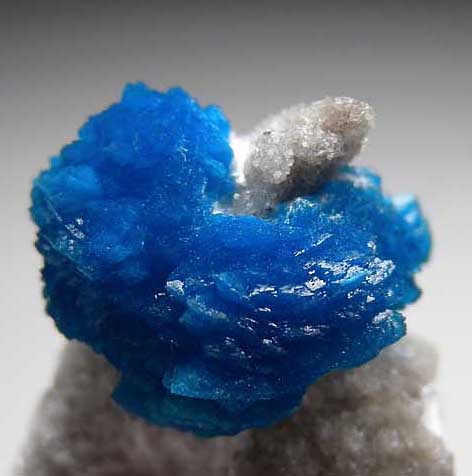 Cavansite from Wagholi Quarry, Poona, Maharashtra State, India [db_pics/pics/a725b.jpg]
