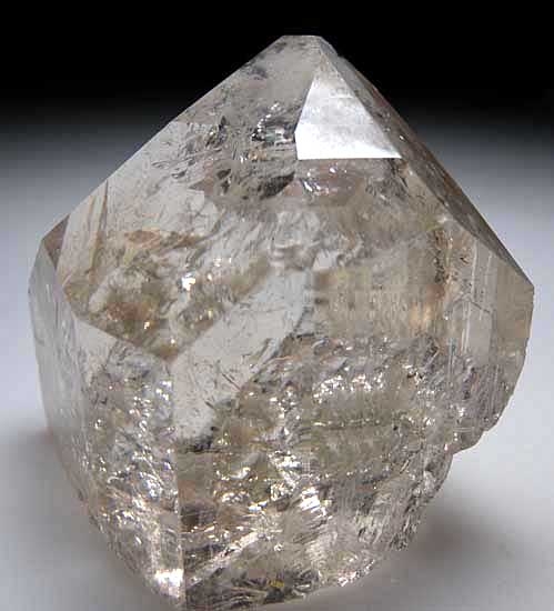 Topaz from Gong Shan Mine, Yunnan Prov., China [db_pics/pics/a755b.jpg]