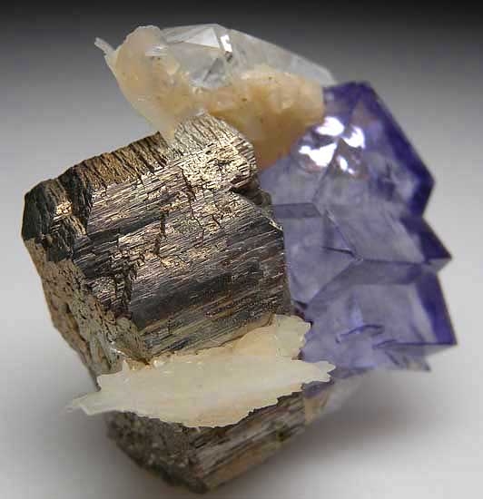 Fluorite, Arsenopyrite, Quartz, Calcite from Yaogangxian Mine, Hunan, China [db_pics/pics/a793c.jpg]