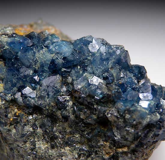 Scorodite from Pingtouling Mine, Guangdong Prov., China [db_pics/pics/a796b.jpg]