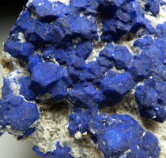 Sodalite from Kokcha Valley, Afghanistan [db_pics/pics/a827b.jpg]