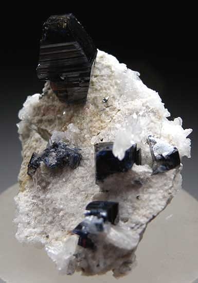 Anatase with Quartz from Kharan Mountain, Balochistan, Pakistan [db_pics/pics/a843a.jpg]