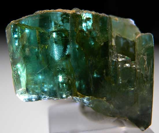 Zoisite from Alchuri, Skardu District, Pakistan [db_pics/pics/a866c.jpg]