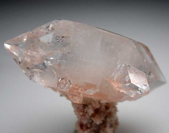 Apophyllite from Jalgaon, Maharashtra State, India [db_pics/pics/a888c.jpg]