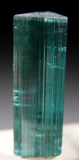 Elbaite var. Indicolite from Kunar Prov., Afghanistan [db_pics/pics/a899a.jpg]