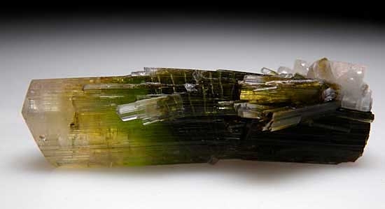 Elbaite from Stak Nala, Skardu District, Pakistan [db_pics/pics/a953c.jpg]