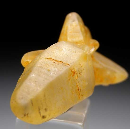 Sapphire from Ratnapura, Sri Lanka [db_pics/pics/a974d.jpg]