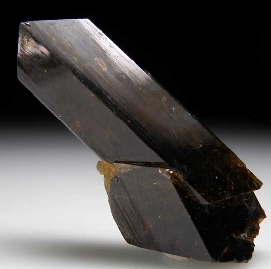 Clinozoisite from Tormiq, Skardu District, Pakistan [db_pics/pics/a986a.jpg]