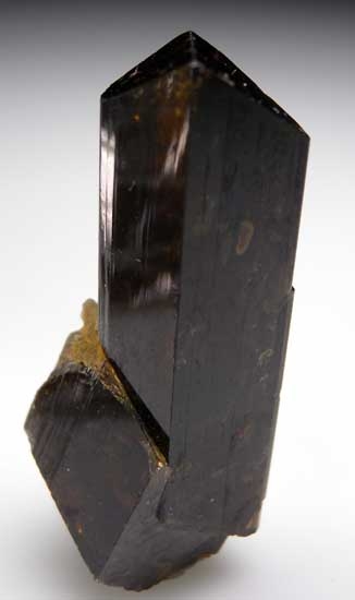 Clinozoisite from Tormiq, Skardu District, Pakistan [db_pics/pics/a986b.jpg]