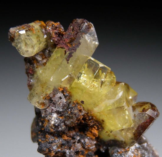 Mimetite from Gem Pocket, Tsumeb, Namibia [db_pics/pics/ab107b.jpg]