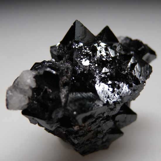 Hausmanite from N'Chwanning Mine, Kuruman, South Africa [db_pics/pics/af140c.jpg]