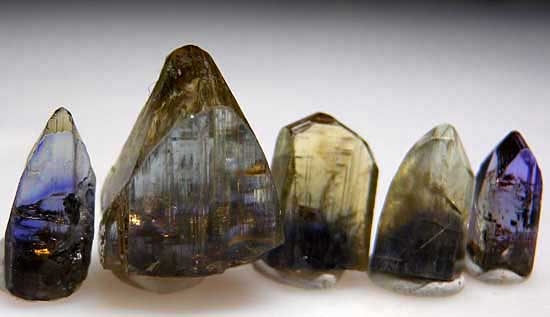 Tanzanite from Merelani Hills, Arusha Region, Tanzania [db_pics/pics/af163b.jpg]