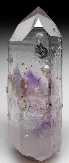 Analcime on Quartz from Goboboseb Mountains, Brandberg District, Namibia [db_pics/pics/af174a.jpg]