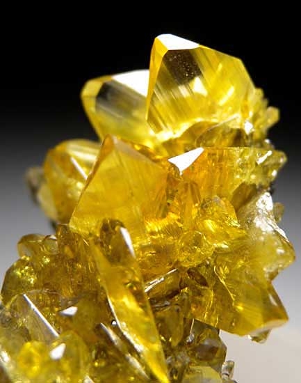 Anglesite from Touissit, Morocco [db_pics/pics/af184d.jpg]