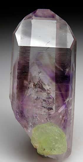 Prehnite on Quartz from Goboboseb Mountains, Brandberg District, Namibia [db_pics/pics/af203a.jpg]