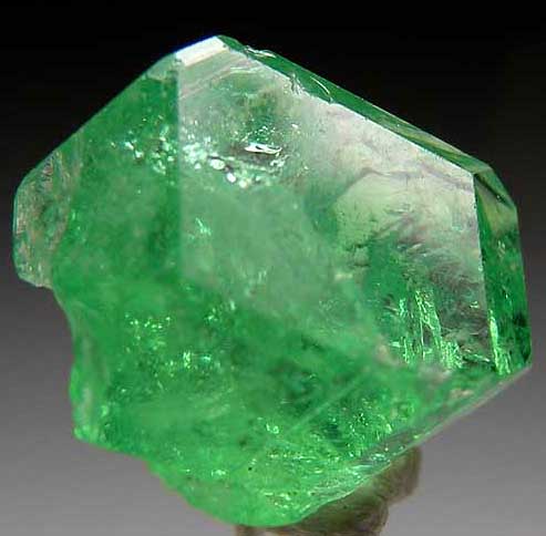 Tsavorite from Merelani Hills, Lelatema Mtns., Arusha Region, Tanzania [db_pics/pics/af337a.jpg]