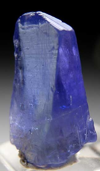 Tanzanite from Merelani Hills, Lelatema Mtns., Arusha Region, Tanzania [db_pics/pics/af345b.jpg]