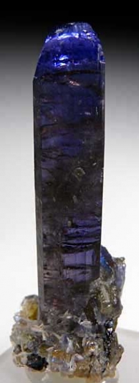 Tanzanite from Merelani Hills, Lelatema Mtns., Arusha Region, Tanzania [db_pics/pics/af384a.jpg]