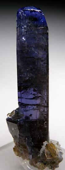 Tanzanite from Merelani Hills, Lelatema Mtns., Arusha Region, Tanzania [db_pics/pics/af384c.jpg]