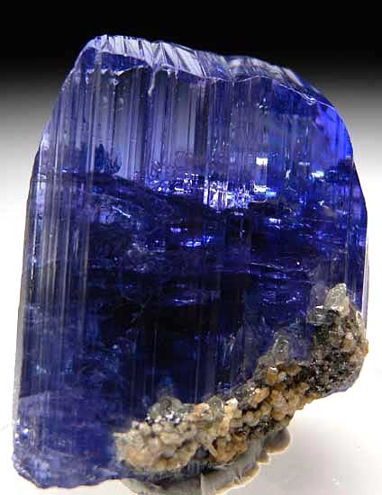 Tanzanite from Merelani Hills, Lelatema Mtns., Arusha Region, Tanzania [db_pics/pics/af386a.jpg]