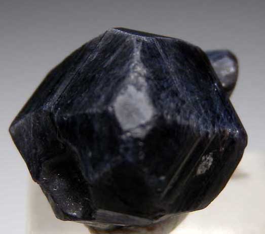 Sapphirine from Anosy Region, Tulear Prov., Madagascar [db_pics/pics/af411b.jpg]