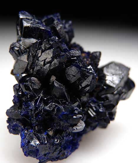 Azurite from Bou Bekker Mine, Toussit District, Oujda-Angad Prov., Morocco [db_pics/pics/af439b.jpg]