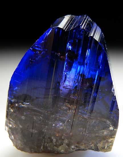 Tanzanite from Merelani Hills, Lelatema Mtns., Arusha Region, Tanzania [db_pics/pics/af503a.jpg]