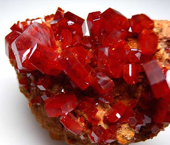 Vanadinite from Mibladen, Morocco [db_pics/pics/af552c.jpg]