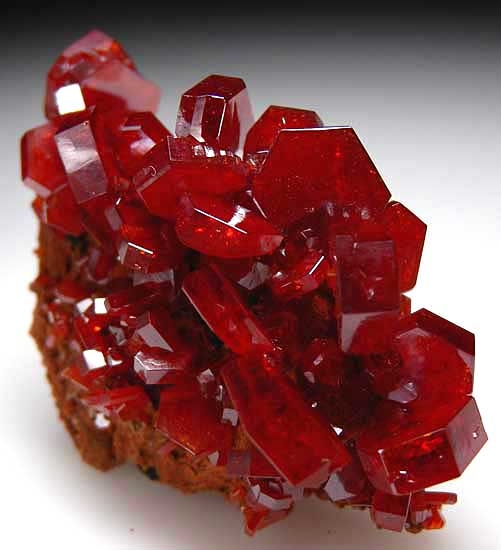 Vanadinite from Mibladen, Morocco [db_pics/pics/af553b.jpg]
