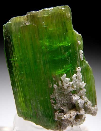 Tremolite from Karo Mine, Merelani Hills, Arusha, Tanzania [db_pics/pics/af569c.jpg]