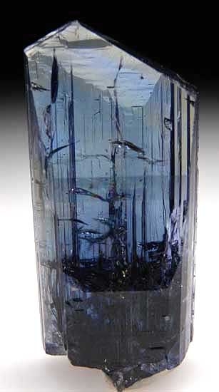 Tanzanite from Merelani Hills, Lelatema Mtns., Arusha Region, Tanzania [db_pics/pics/af647a.jpg]