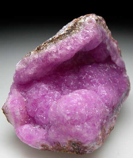 Cobaltian Calcite from Agoudal Mine, Bou Azzer, Morocco [db_pics/pics/af651b.jpg]