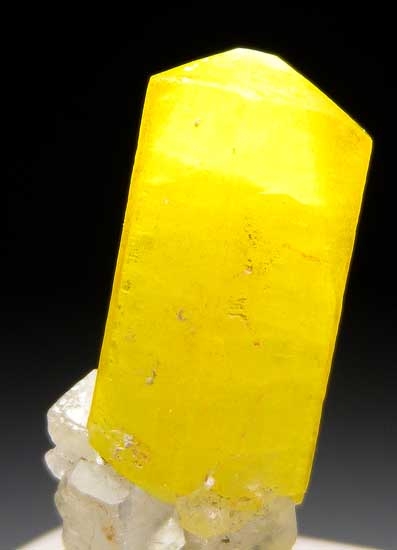 Calcite on Ettringite from N'Chwanning Mine, Kuruman, South Arfica [db_pics/pics/af689a.jpg]