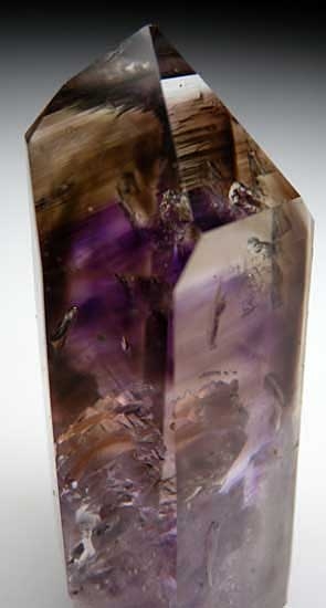 Quartz from Goboboseb Mountains, Brandberg District, Namibia [db_pics/pics/af731c.jpg]