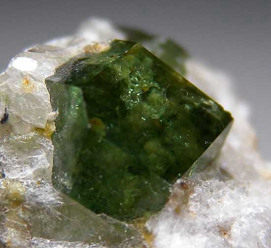 Andradite var.Demantoid from Tubussis 22 Farm, Erongo Region, Namibia [db_pics/pics/af779b.jpg]