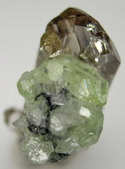 Diopside on Tanzanite from Merelani Hills, near Arusha, Tanzania [db_pics/pics/af811e.jpg]