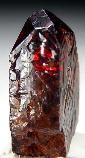 Zircon from Mashewa, Tanga Region, Tanzania [db_pics/pics/af818b.jpg]