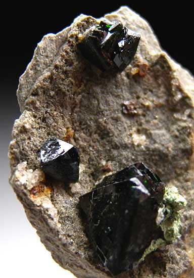 Libethenite from Rokana Mine, Kitwe, Zambia [db_pics/pics/af930c.jpg]