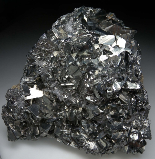 Tetrahedrite from Casapalca Mine, Huarochiri Province, Lima, Peru [db_pics/pics/au103b.jpg]