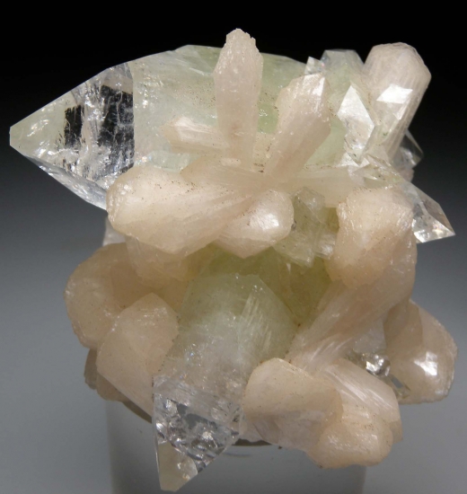 Apophyllite with Stilbite from Jalgaon, Maharashtra, India [db_pics/pics/au125a.jpg]
