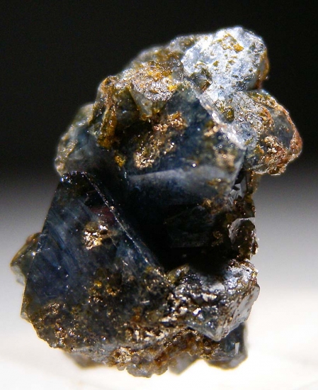 Scorodite with Beudantite from Mina Oujela, Mapimi, Durango, Mexico [db_pics/pics/au204d.jpg]