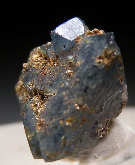 Scorodite with Beudantite from Mina Oujela, Mapimi, Durango, Mexico [db_pics/pics/au210c.jpg]