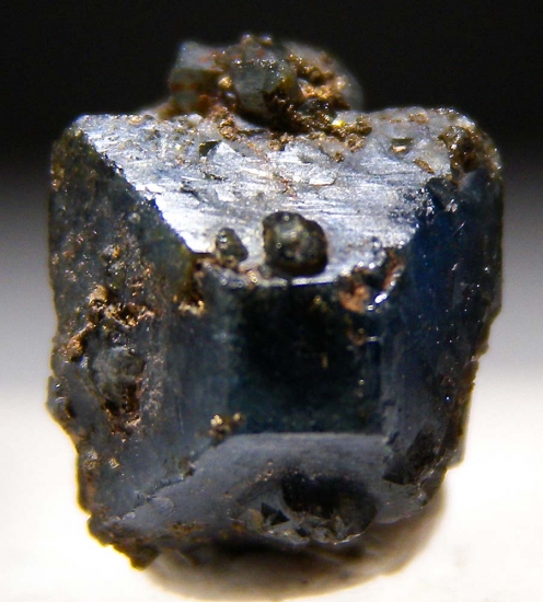 Scorodite with Beudantite from Mina Oujela, Mapimi, Durango, Mexico [db_pics/pics/au211a.jpg]