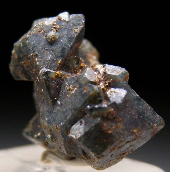 Scorodite with Beudantite from Mina Oujela, Mapimi, Durango, Mexico [db_pics/pics/au213c.jpg]